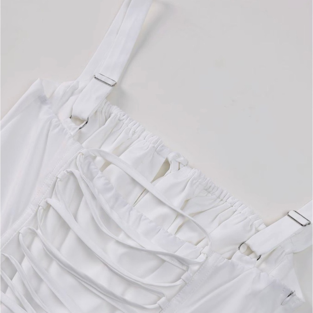 Elegant White Milkmaid Midi Dress with corset - Picture 4 of 5